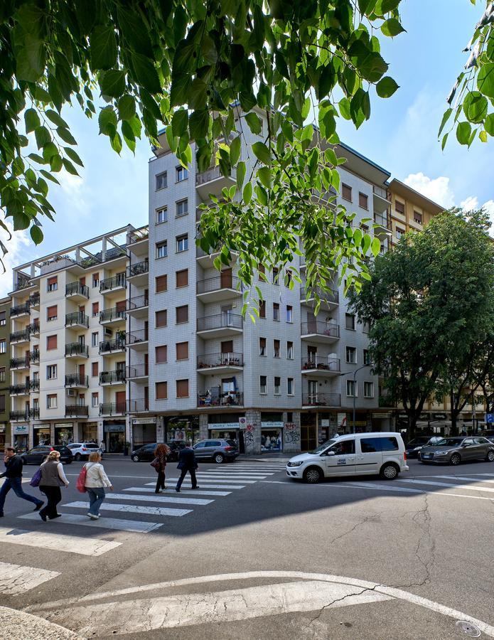 Eleganti Suite In Piazzale Lagosta Milan Luaran gambar